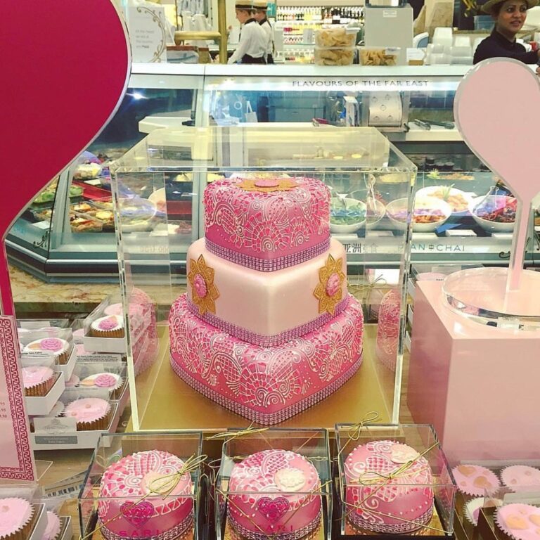 , Sari Cakes