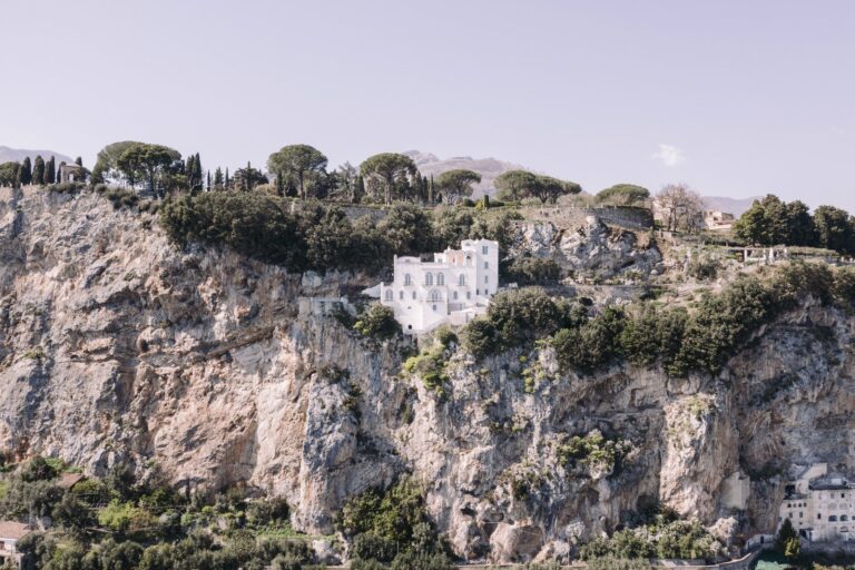 Say Yes In Italy: A villa on the cliffs of the Amalfi Coast