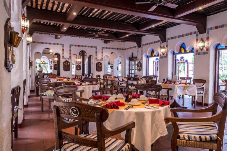 The Fountain Restaurant dining room, Serena Beach Resort & Spa