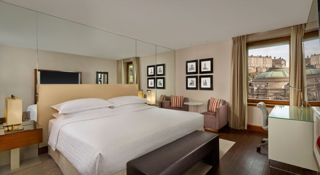 Deluxe Guest Room