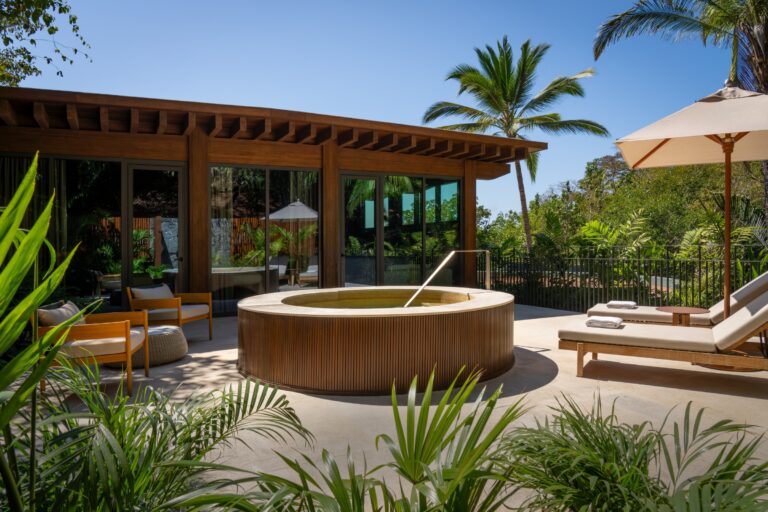 Spa outdoor hot tub, Siari Riviera Nayarit, a Ritz-Carlton Reserve