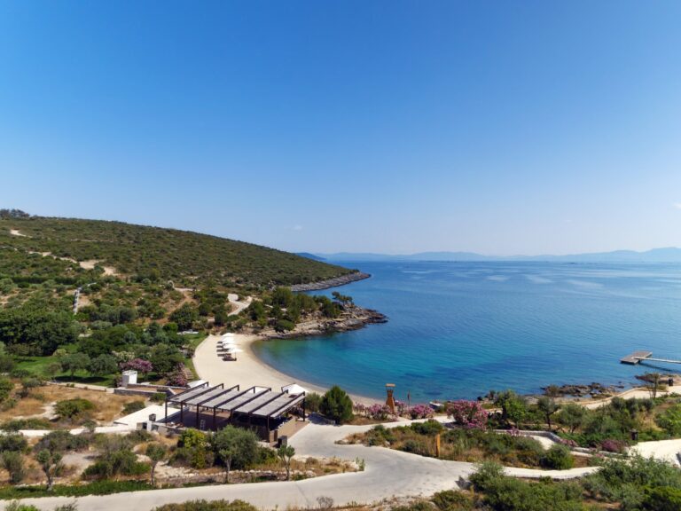 Orta Bay beach bar, Six Senses Kaplankaya