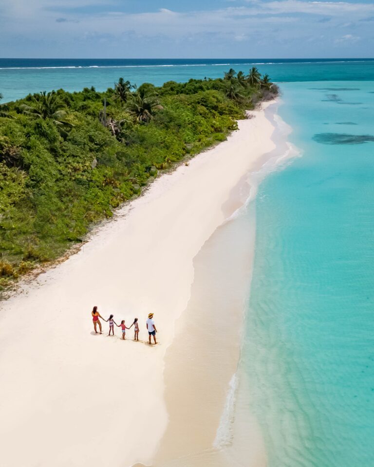Private island picnic setting, Six Senses Laamu