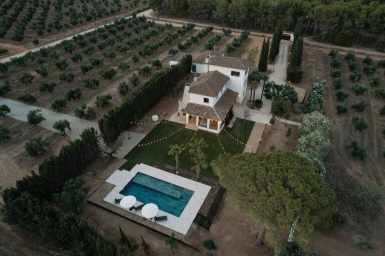 An estate among olive trees, Spain4weddings