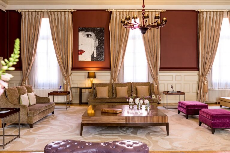 The Royal Suite Lounge, St Pancras Renaissance Hotel London