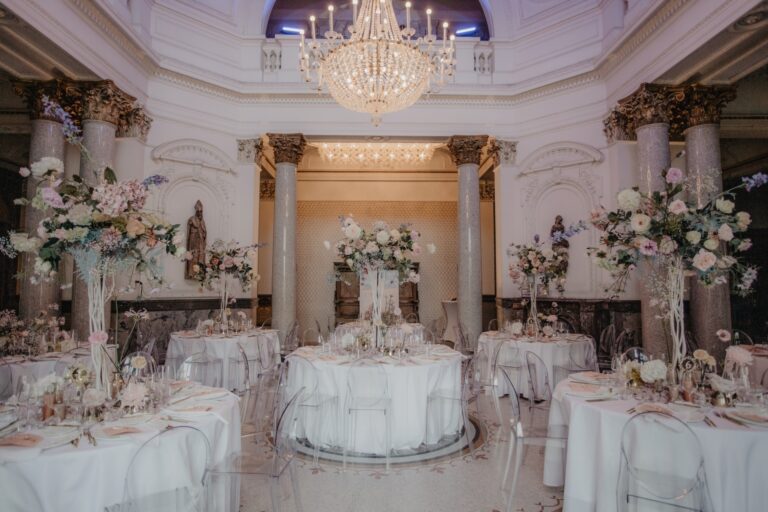 Dome room set for a wedding dinner, Stella Rheni