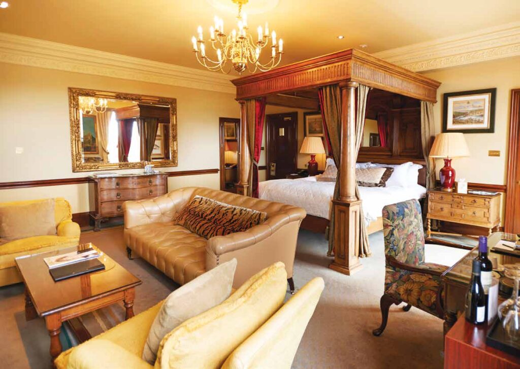 Mansion Rooms