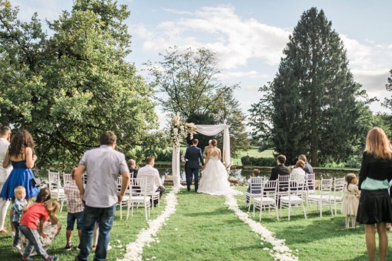 The Ceremony Aisle, Strmol Castle