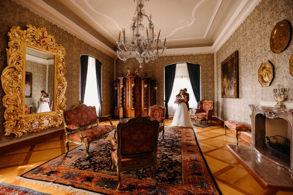 The Bride, Strmol Castle