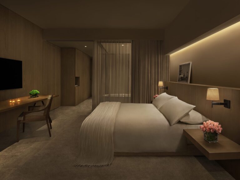 Deluxe King room, The Bodrum Edition