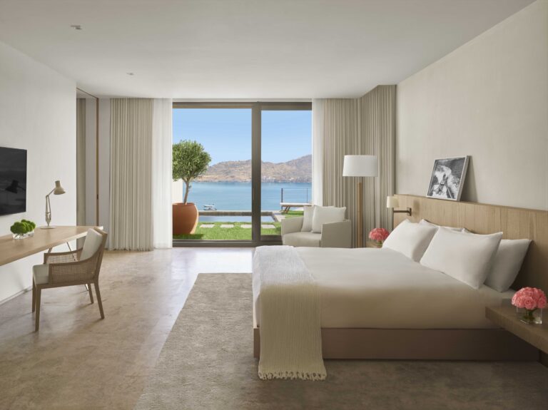Private Pool Suite bedroom, The Bodrum Edition