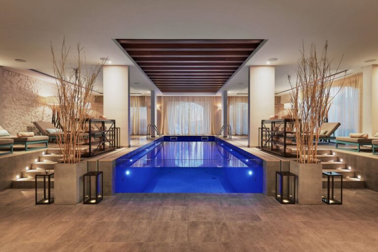 The spa pool and relaxation area, The Chedi Luštica Bay