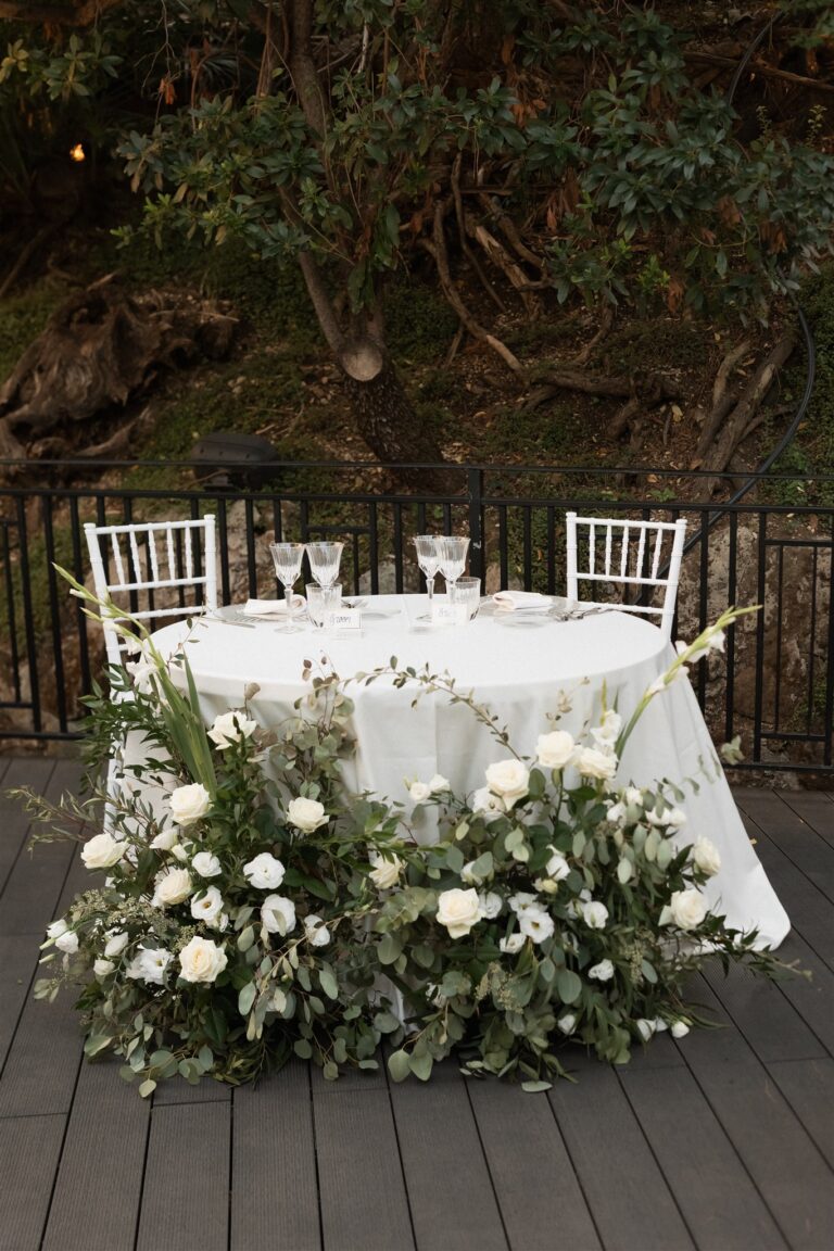 Sweetheart table dressed in white roses and eucalyptus, villa in Rome, The Dream Wedding Lab