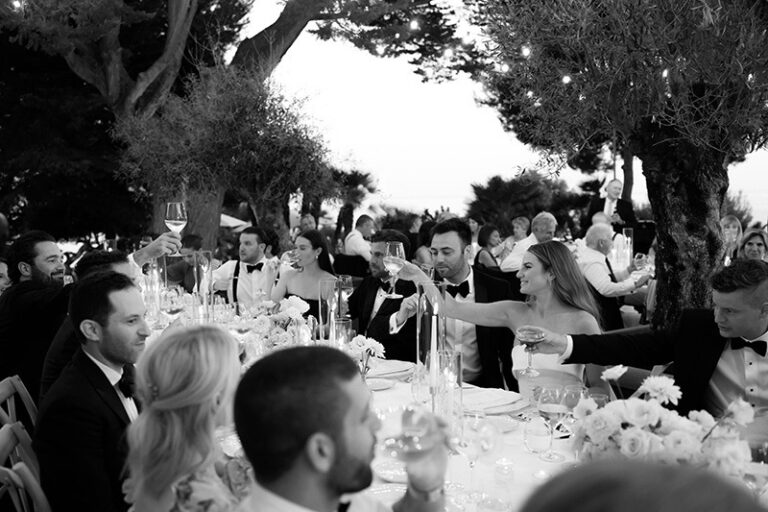 A long wedding banquet, The Experialist