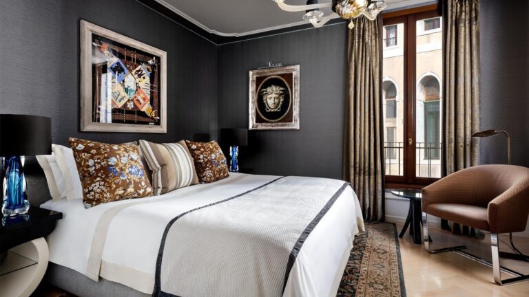 A King guestroom in Venetian style, The Gritti Palace