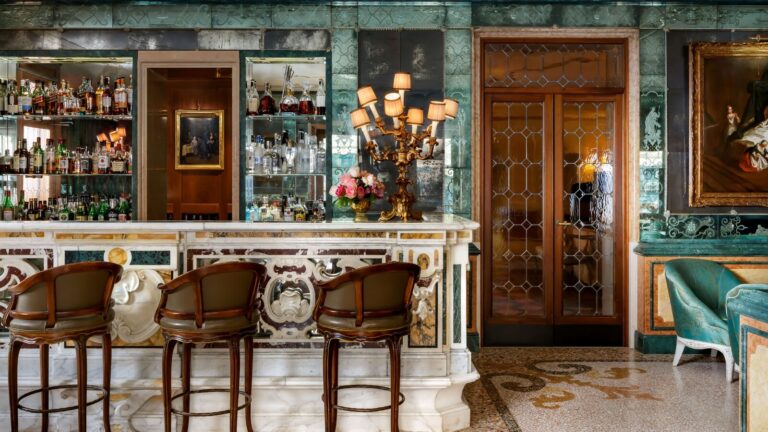Bar Longhi with gilded mirrors and marble, The Gritti Palace