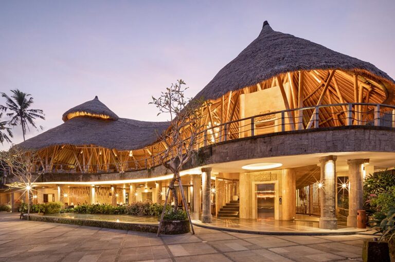 Kepitu Restaurant building with its bamboo roof, The Kayon Jungle Resort