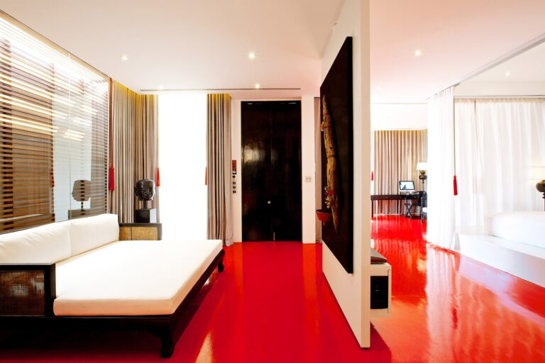 Entrance and sitting area of The Bookmark with its red floor, The Library