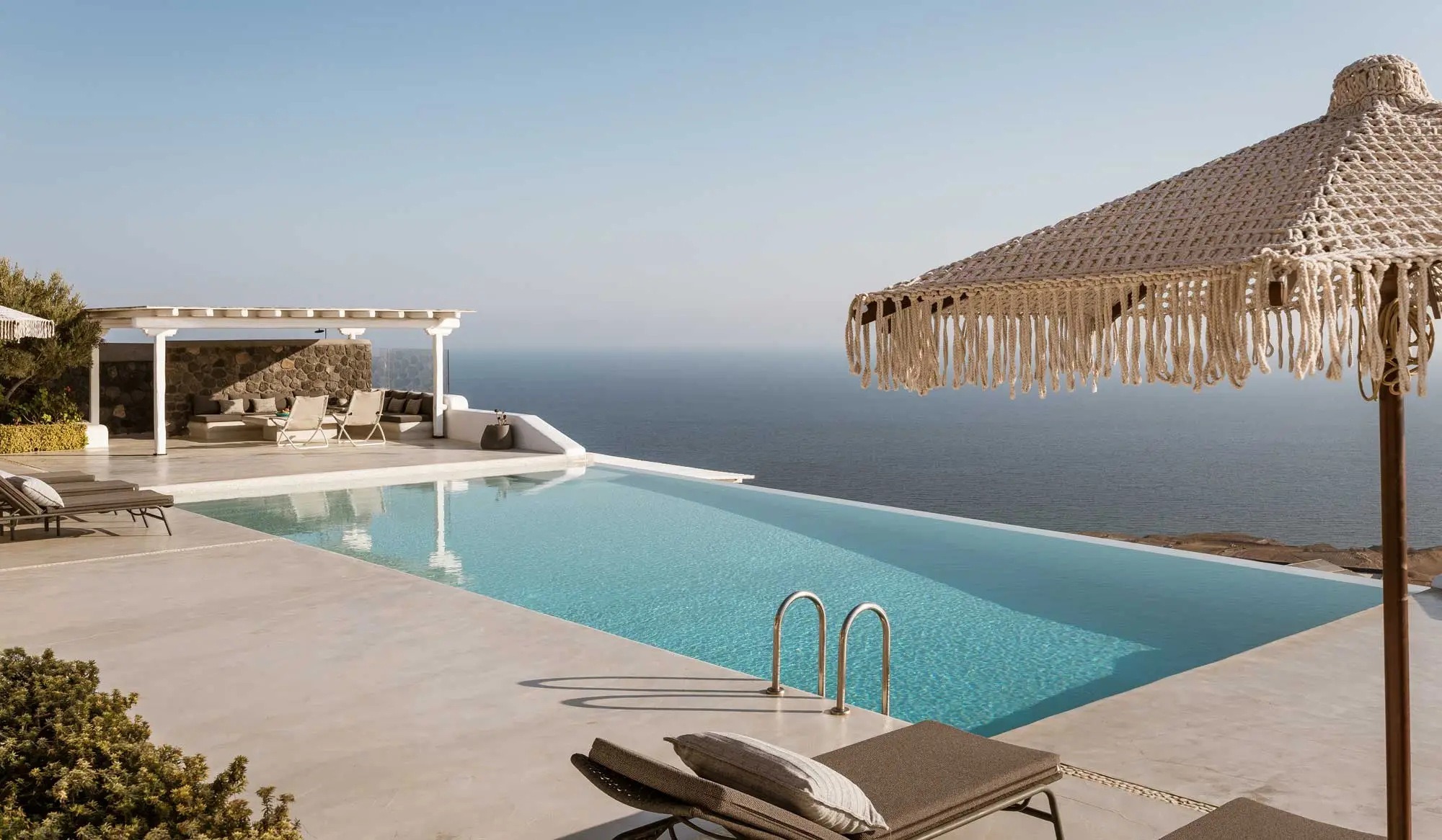 , The Luxury Travel Book