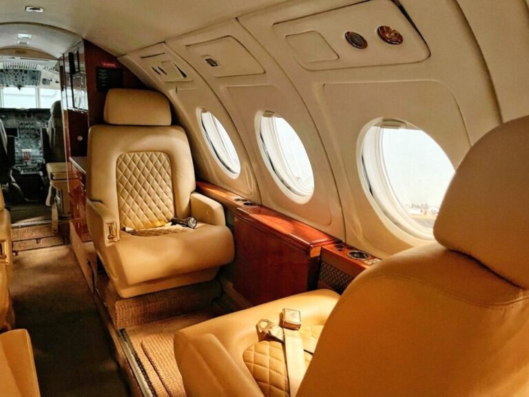 , The Luxury Travel Book