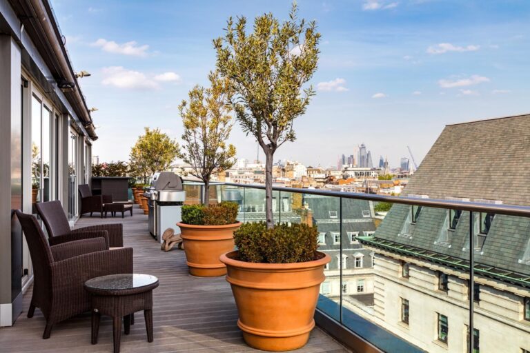 37 suites up to the Penthouse