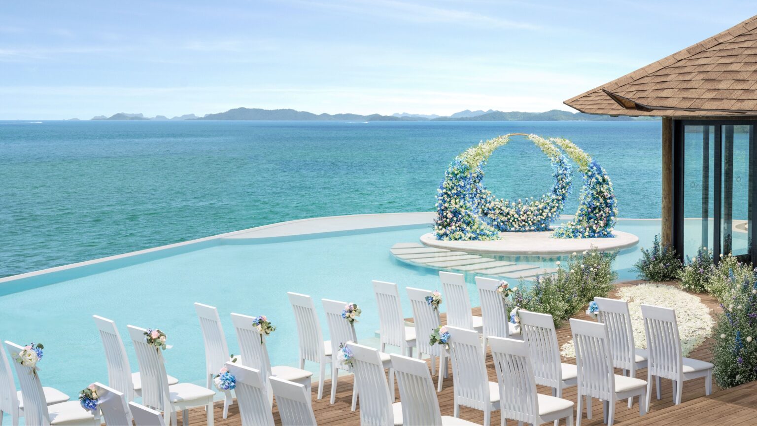 A poolside wedding dinner at the Royal Horizon Pool Villa