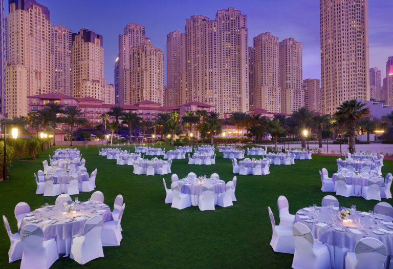 La Brise Lawn laid out for an evening reception, The Ritz-Carlton, Dubai