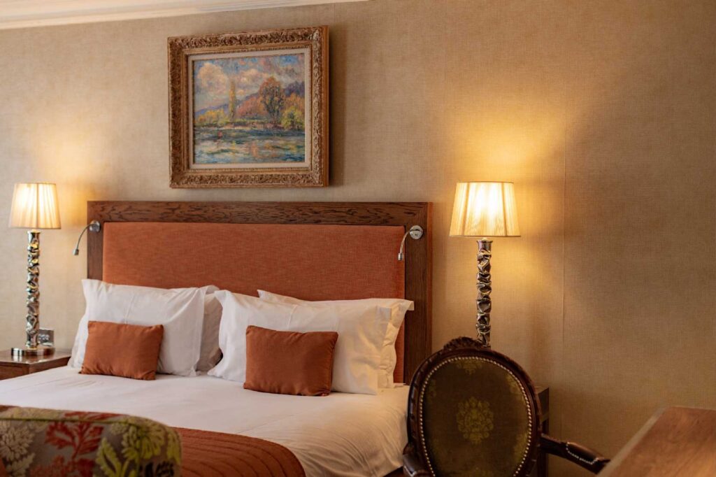 Roseate Executive Suites