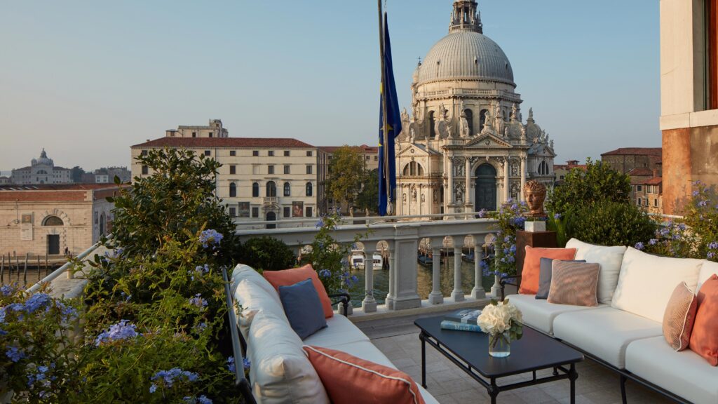Grand Canal View and Terrace Grand Canal Suites
