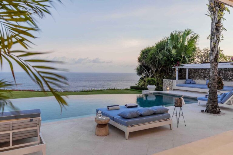 Villa pool terrace with ocean view, The Ungasan Clifftop Resort