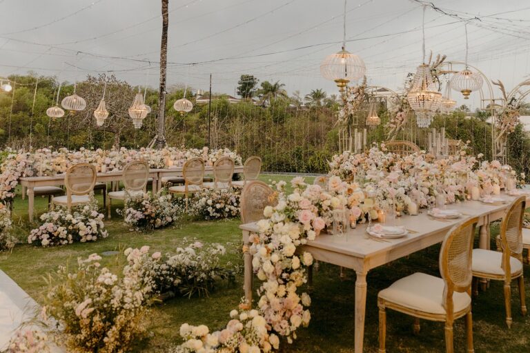 Garden reception table with floral runner, The Ungasan Clifftop Resort