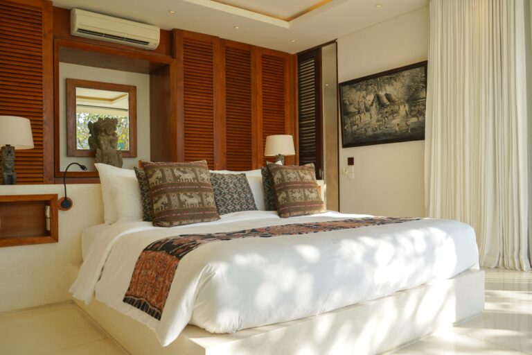 Bedroom in a villa, The Ungasan Clifftop Resort