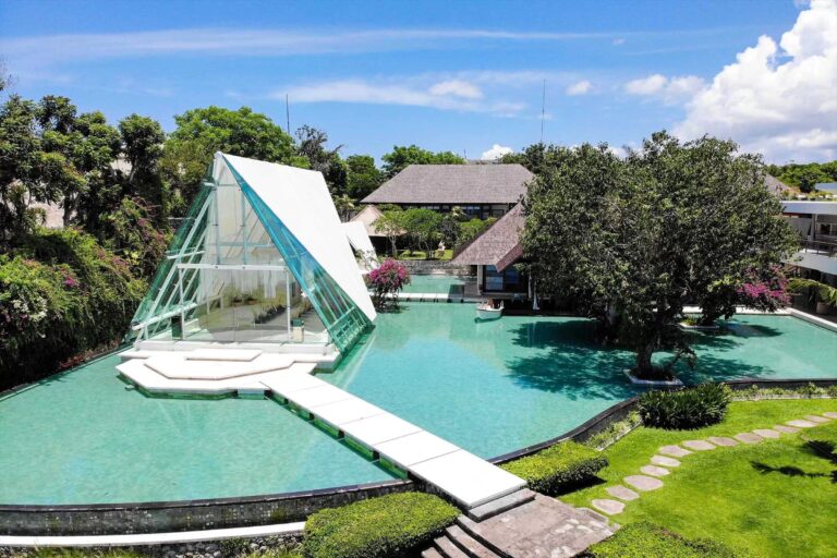 Tirtha Uluwatu from above, with the Glass Chapel and its reflection pool on the clifftop, Tirtha Bridal