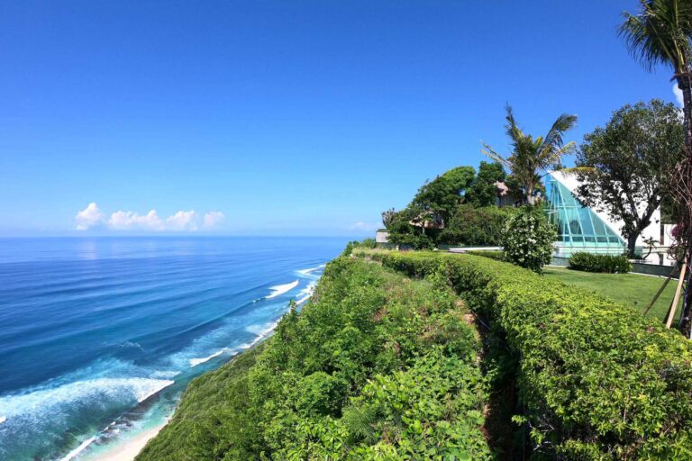 The Uluwatu cliffs and the Indian Ocean beside the Glass Chapel, Tirtha Bridal