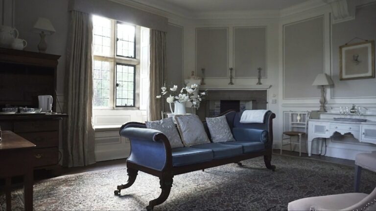 The Bridal Suite, chaise and roll-top bath, Tissington Hall