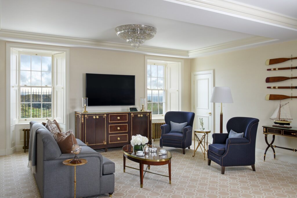 Rooms, suites and private houses
