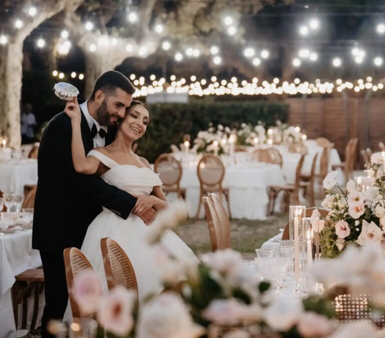 UMX Crew: A couple at their reception