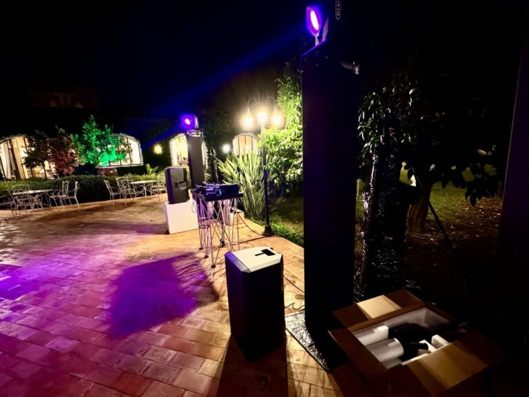 UMX Crew: Lighting and sound on a terrace