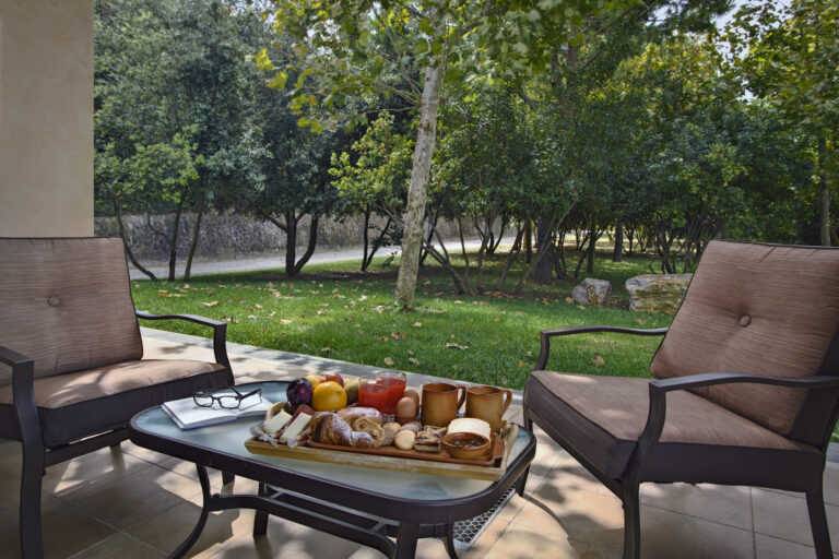 A tasting board on the terrace, Valle del Marta