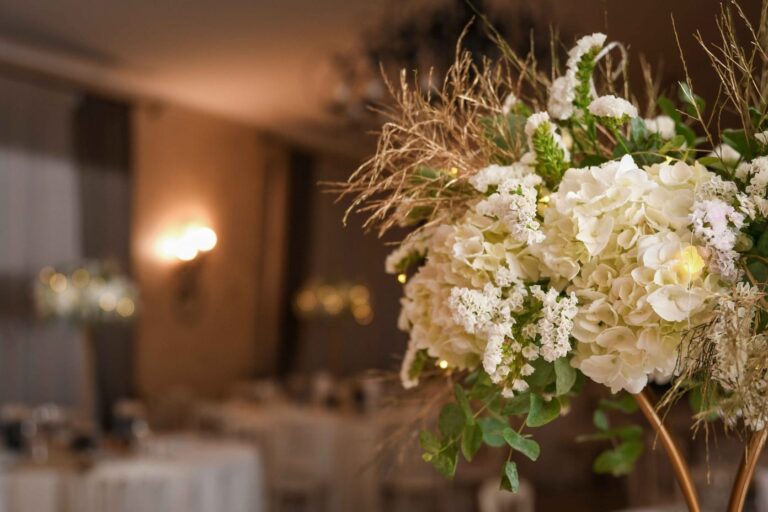 White Hydrangeas and Garden Florals, Valle dell'Aquila
