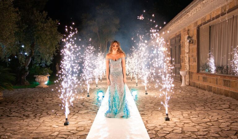 A Dramatic Firework Entrance, Valle dell'Aquila