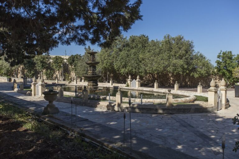 The fountain among olive trees, Villa Arrigo