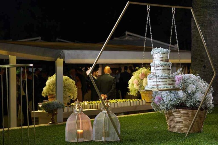 A Hanging Cake in the Evening Garden, Villa Balke