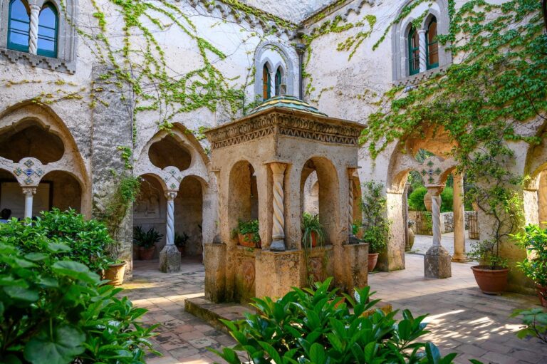 Gothic cloister with a domed fountain, Villa Cimbrone