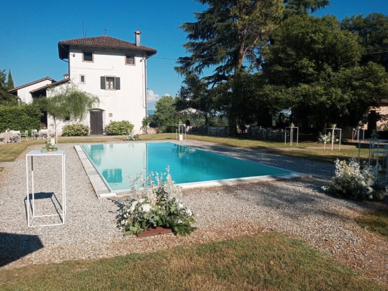 The Pool and the Villa, Villa Gallici Deciani