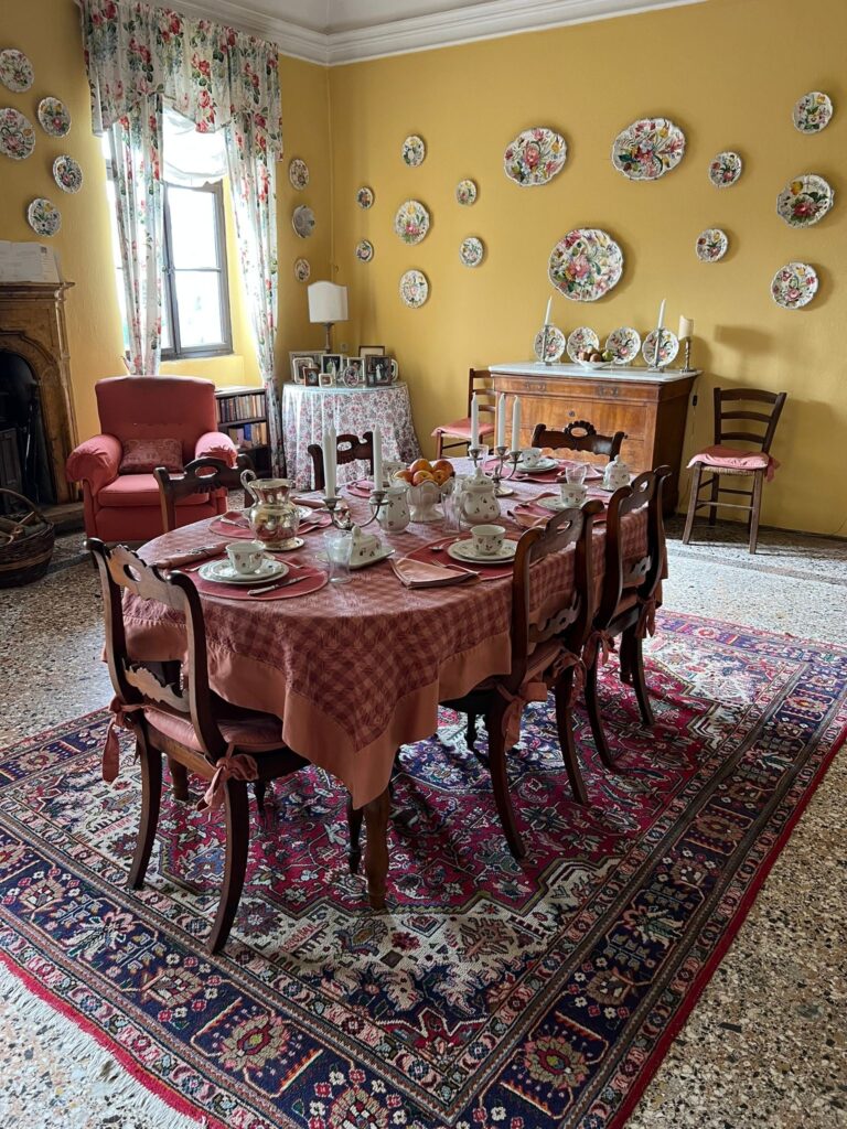 The Yellow Dining Room, Villa Gallici Deciani