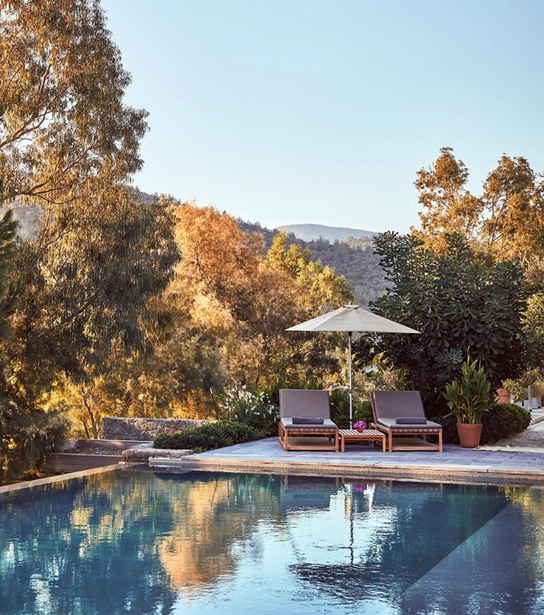 Pool and loungers, Villa Maçakızı Bodrum