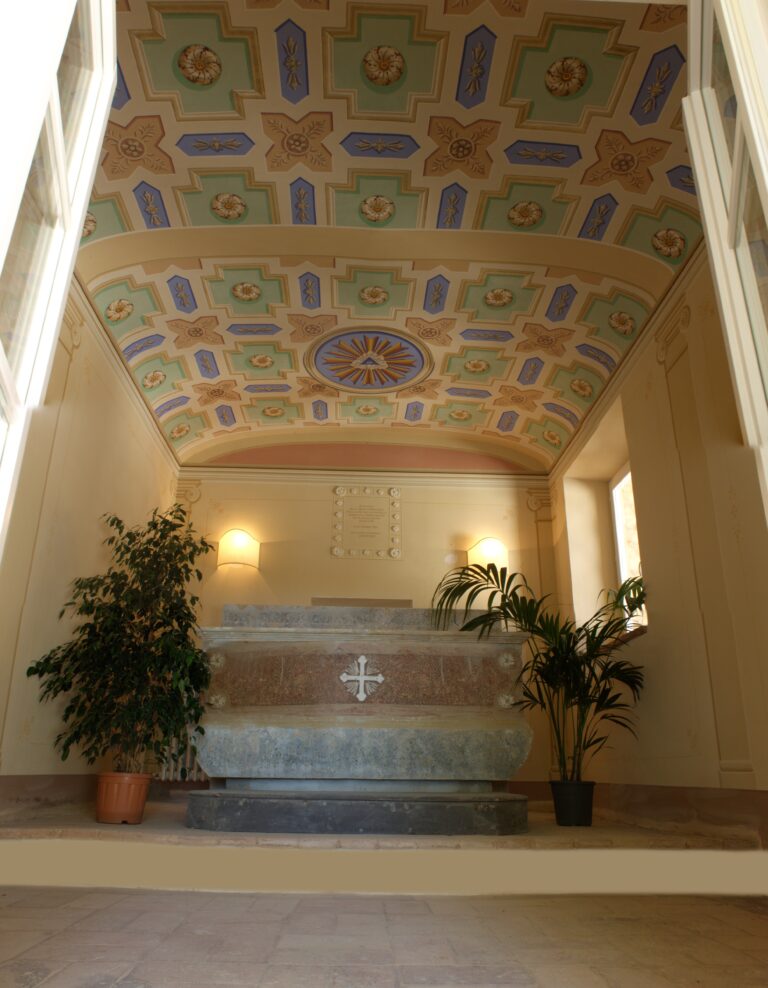 The Private Chapel, Villa Nena
