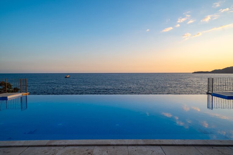 The infinity pool at sunset, Villa Ponta Melagrana