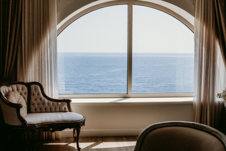 An arched window over the Adriatic, Villa Ponta Melagrana